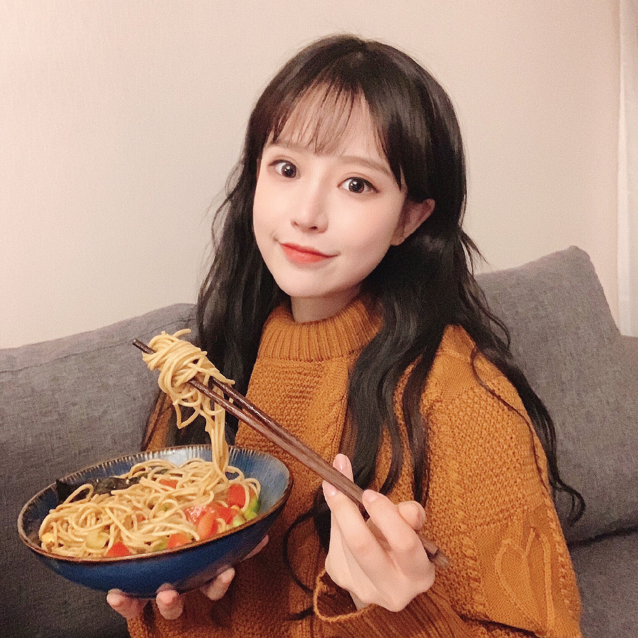 微信潮流深沉女头