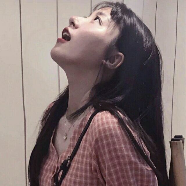 微信潮流深沉女头