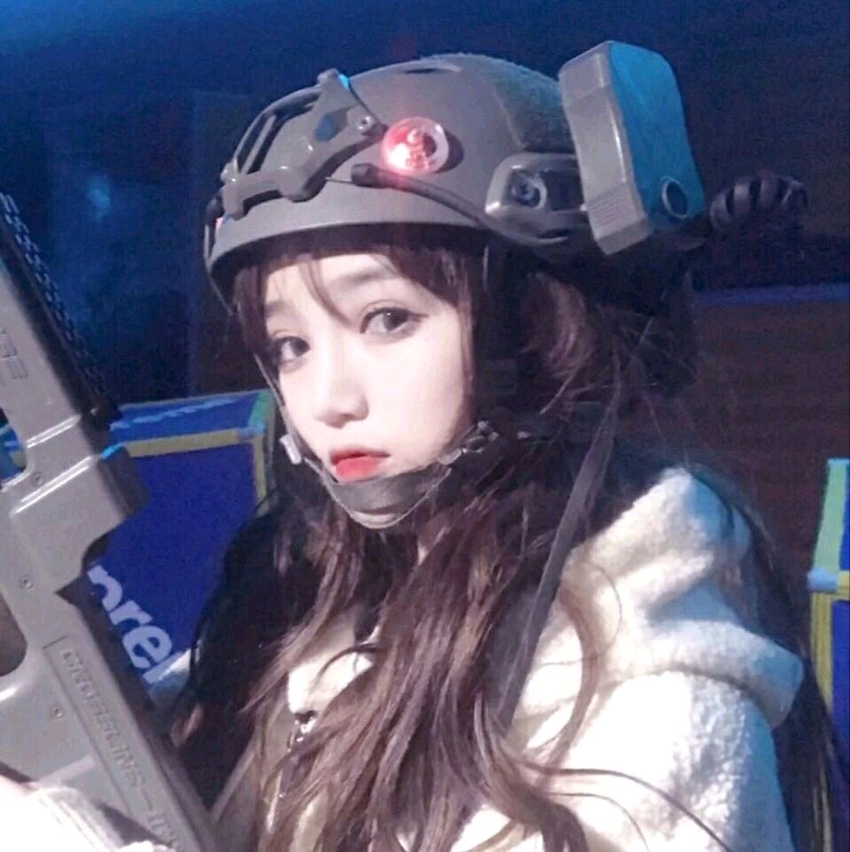 微信漂亮网红范御姐女头