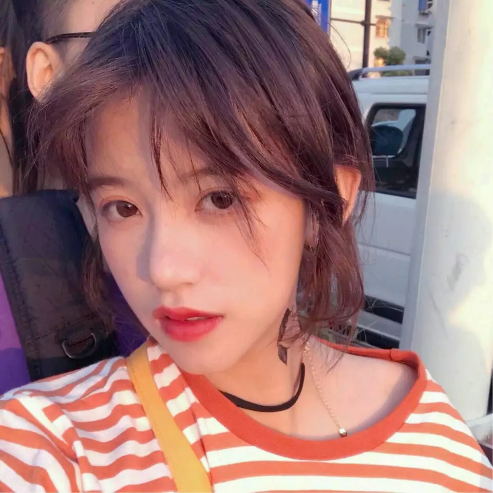 微信漂亮网红范御姐女头