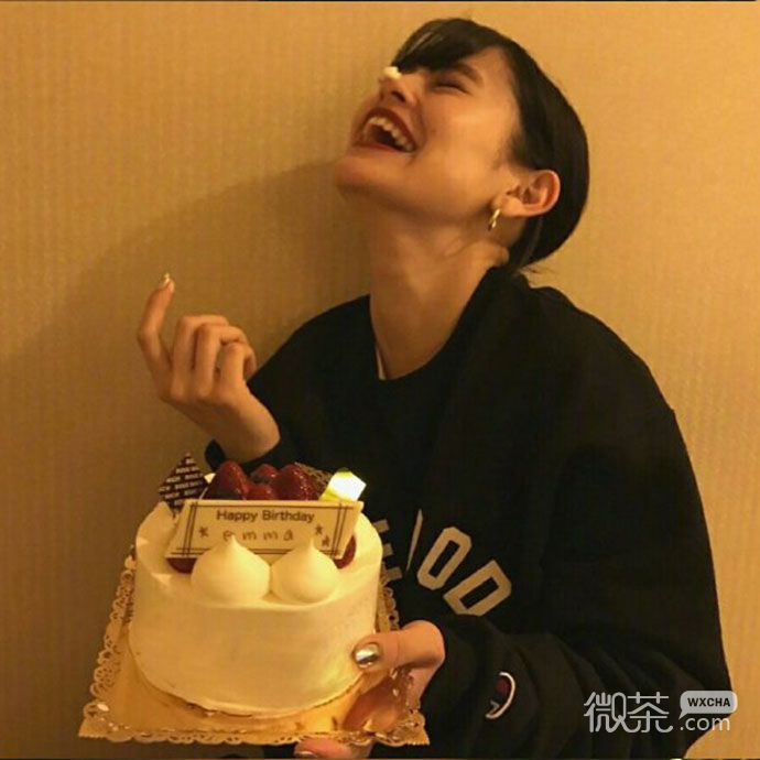 微信清新阳光深沉女头