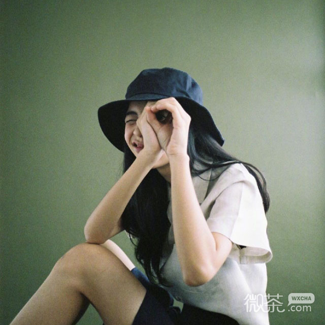 微信清新阳光深沉女头
