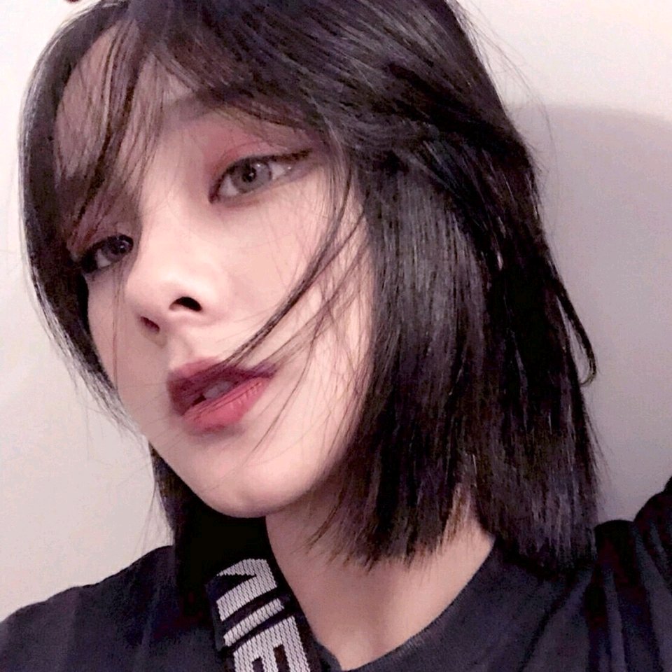 微信漂亮网红范御姐女头