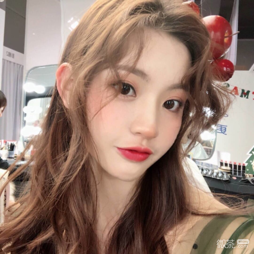 微信可爱青春阳光时尚女头