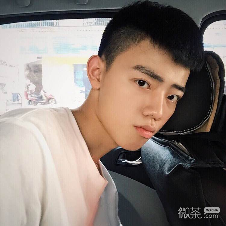 微信潮流性感帅气男头