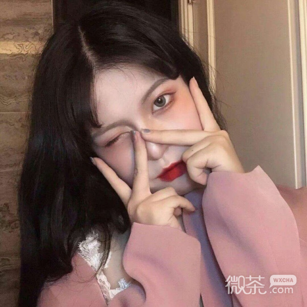 微信简洁时尚漂亮女头