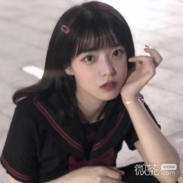 微信简洁时尚漂亮女头