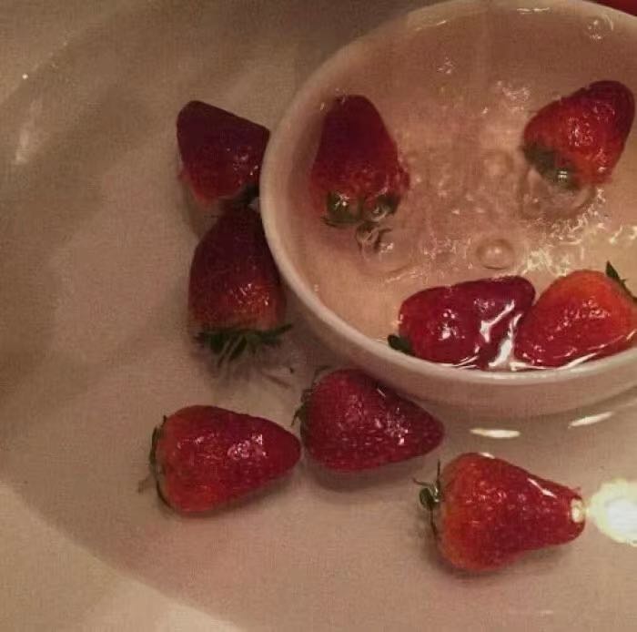 微信清新唯美少女心朋友圈配图