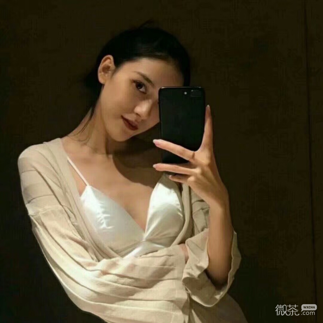 甜蜜动漫情侣微信头像