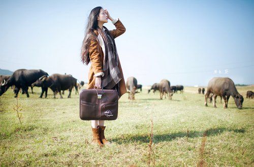 伤感落寞风格的微信唯美女生图片合集下载