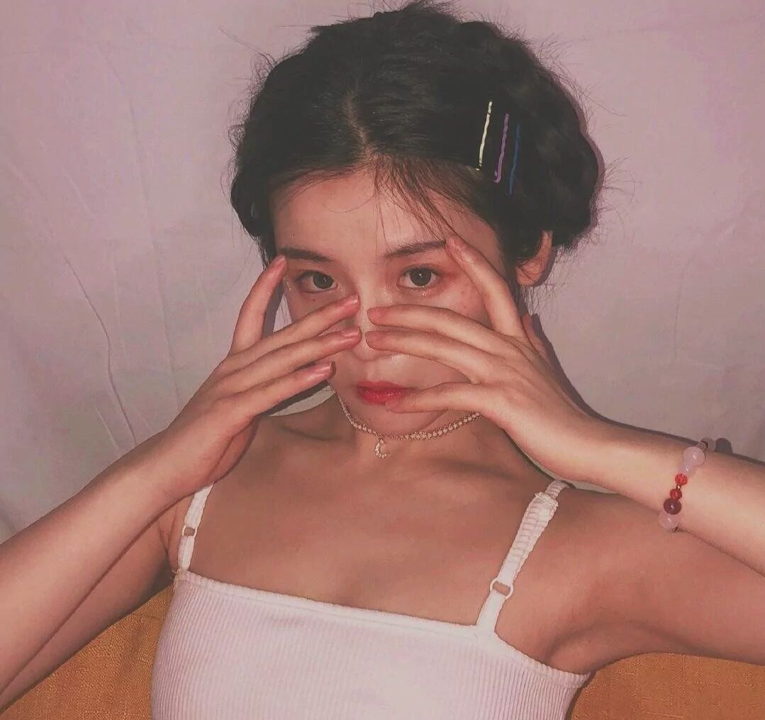 微信气质好看高颜值女头