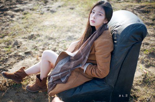 伤感落寞风格的微信唯美女生图片合集下载