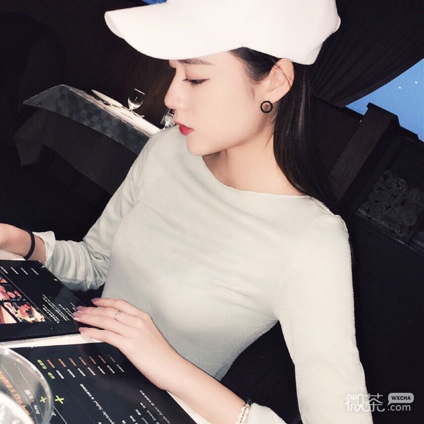 长发清新高颜值性感女头