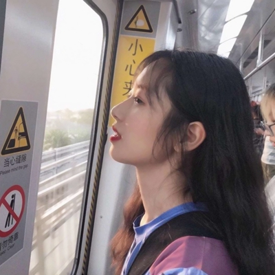 可爱个性的微信少女心美女头像合集下载