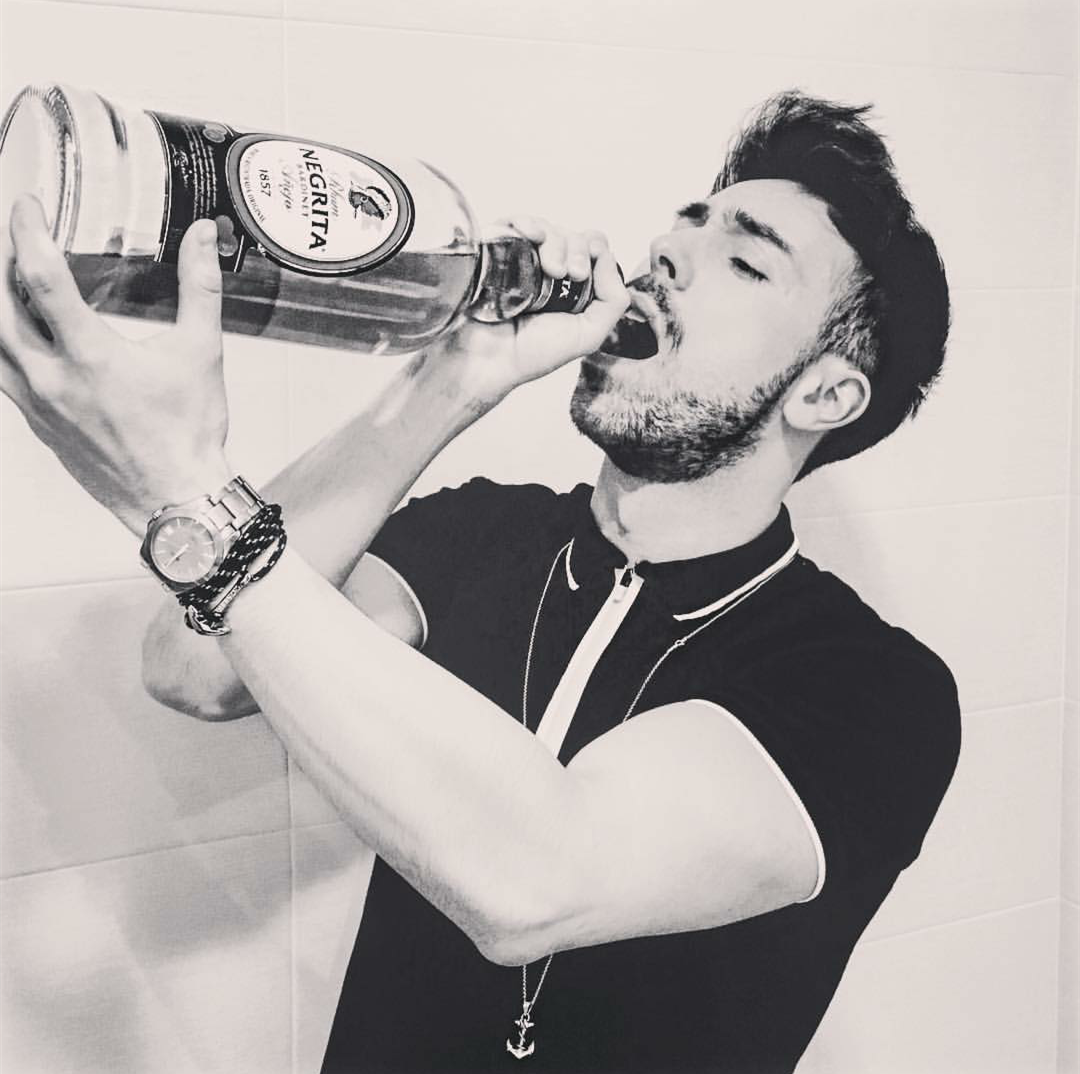 微信帅气纹身欧美男头