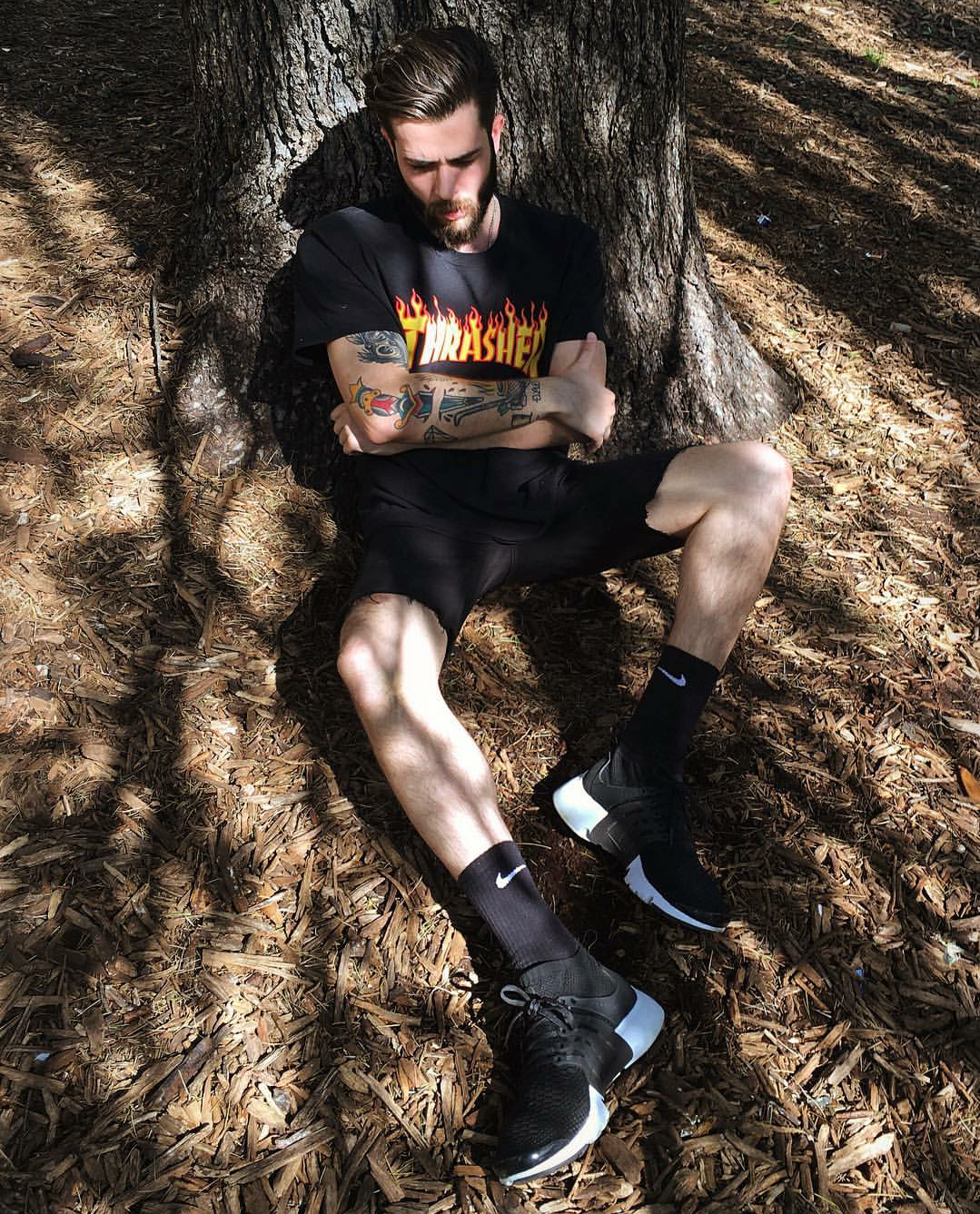 微信黑白帅气欧美男头