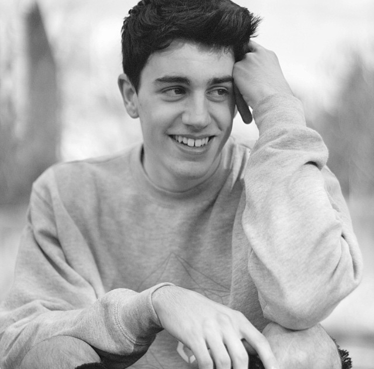 微信帅气纹身欧美男头