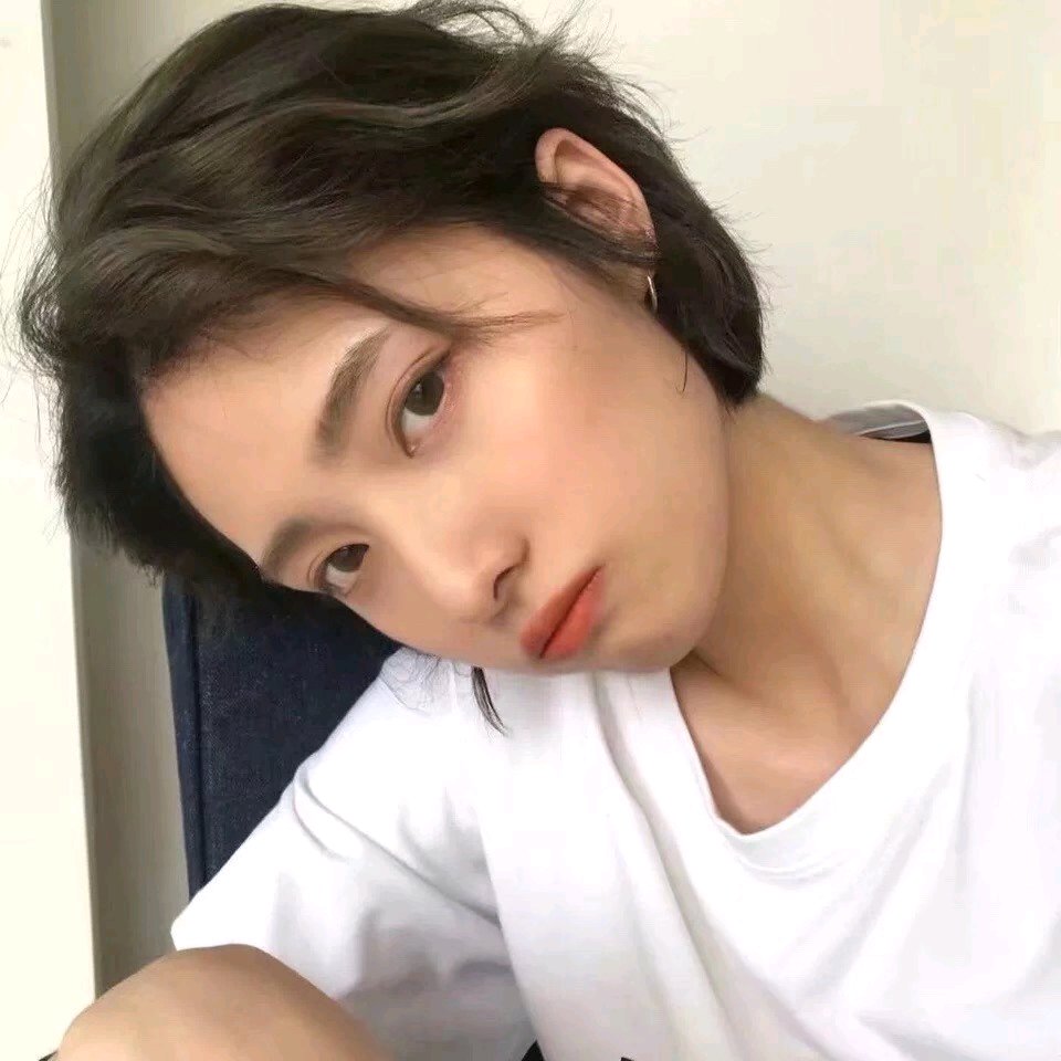 清新森系性感女头