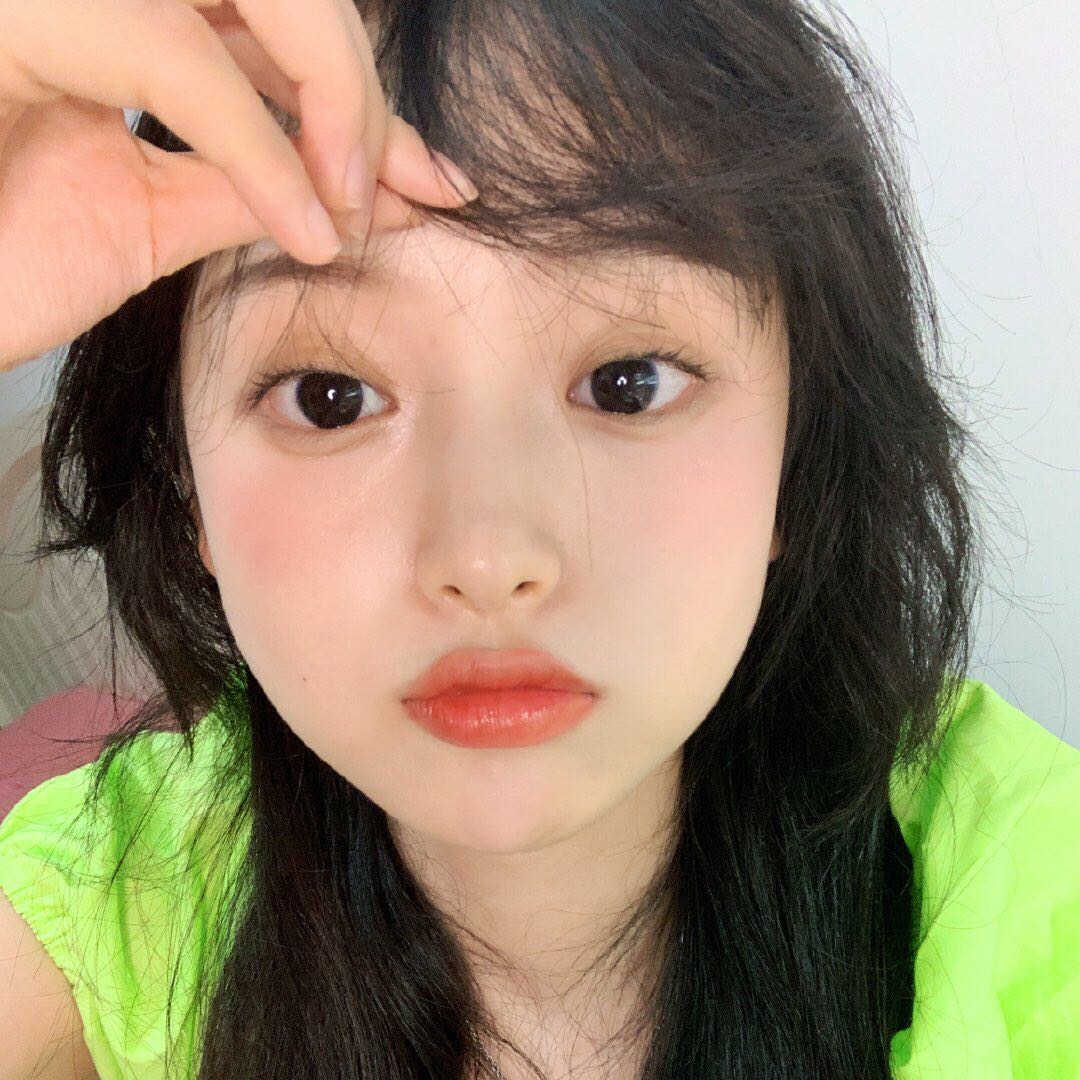 清新时尚性感女头