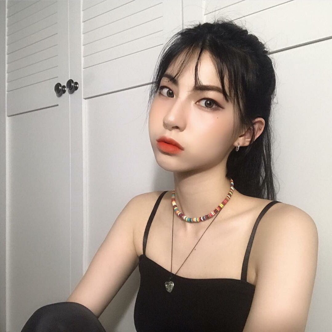 清新时尚性感女头