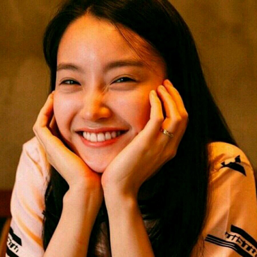 清新森系性感女头