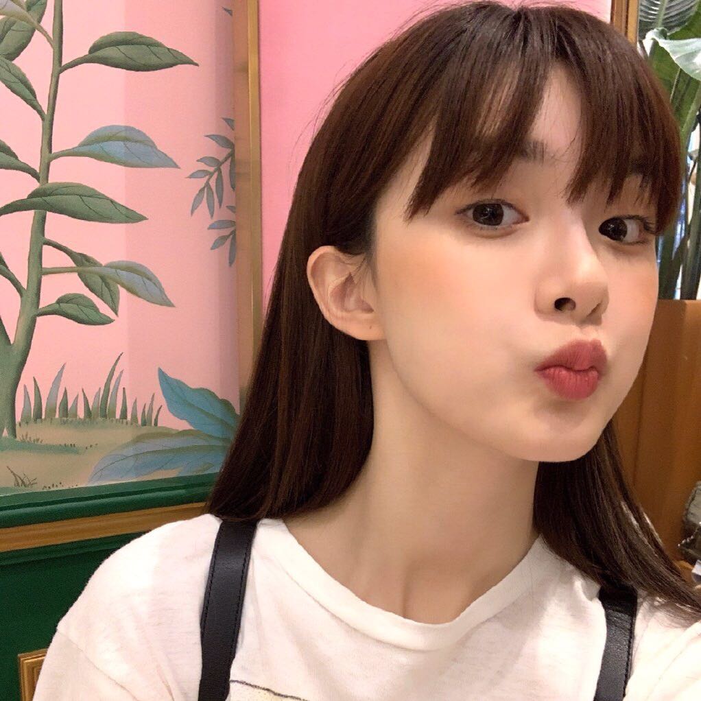 清新时尚性感女头