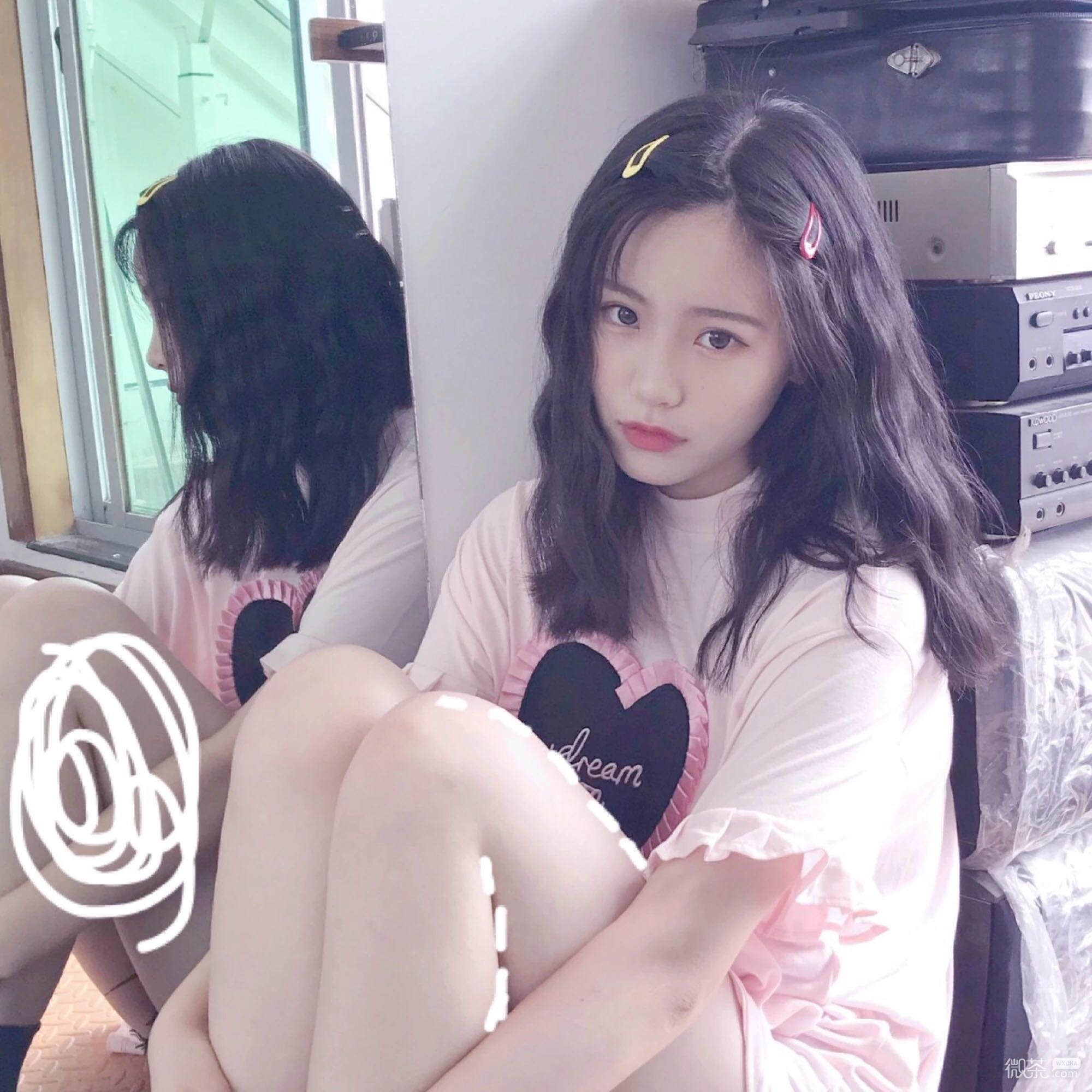 微信简洁文艺长发女头