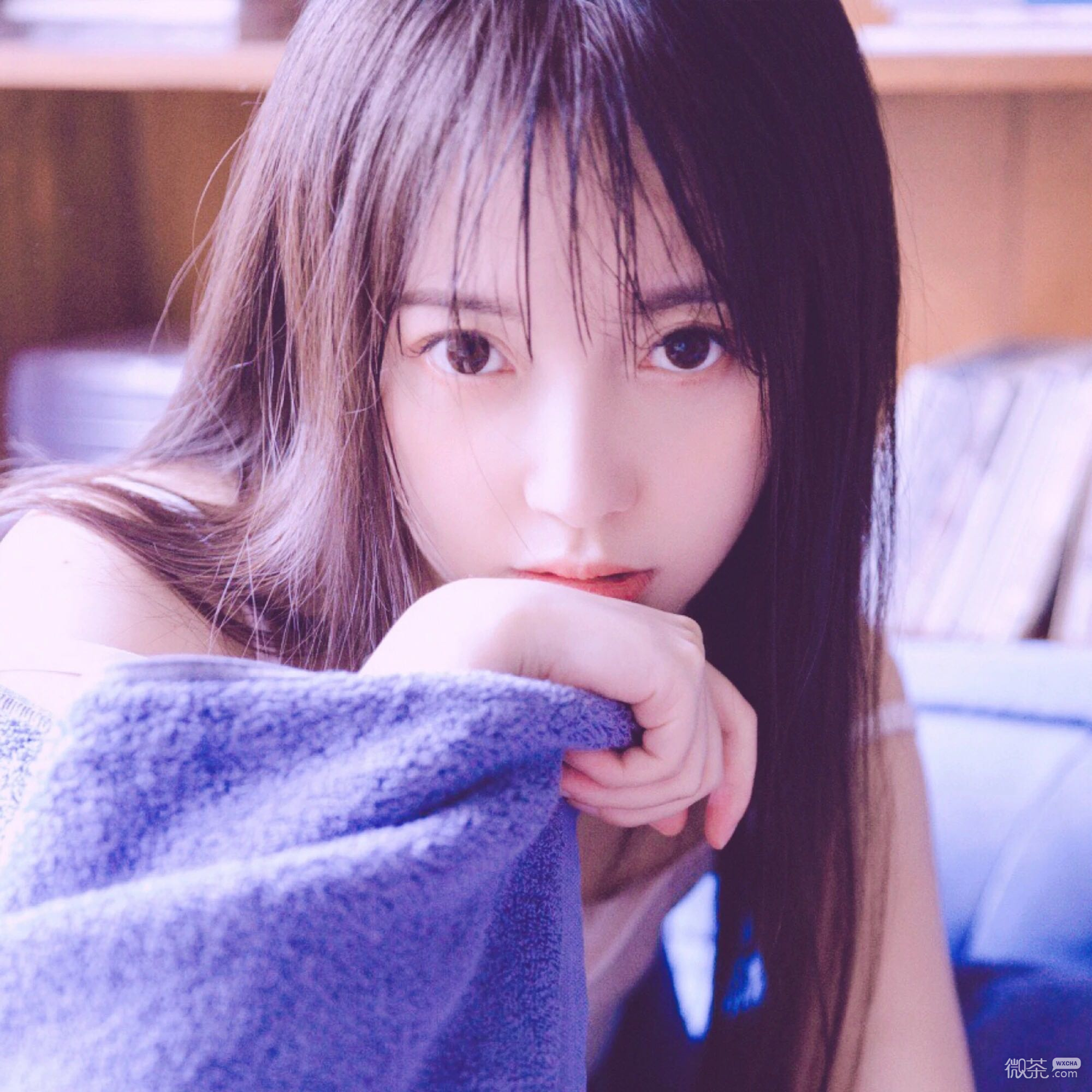 微信简洁文艺长发女头