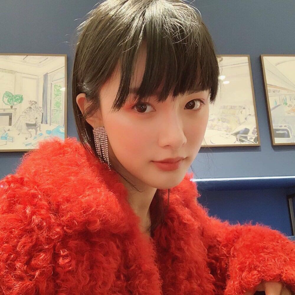 清新时尚性感女头