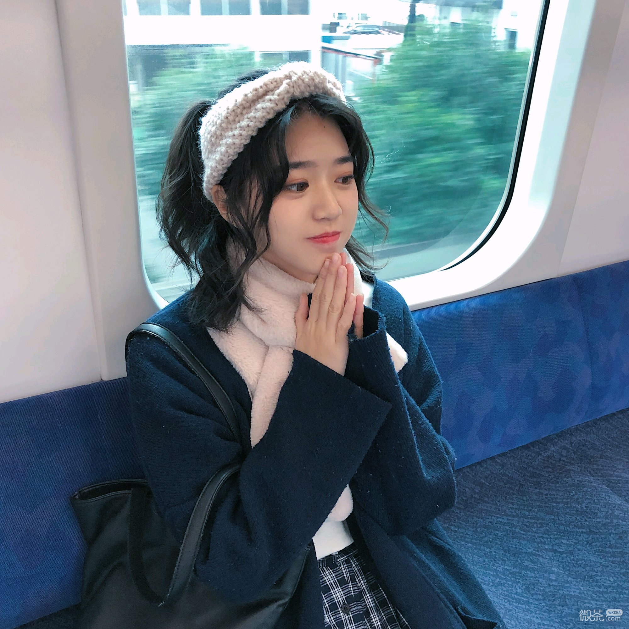 微信阳光霸气长发女头