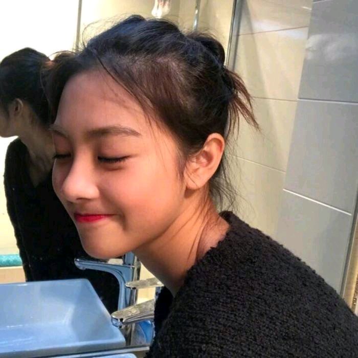 清新森系性感女头