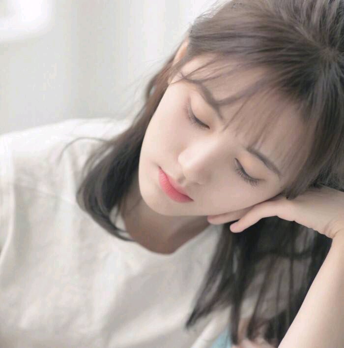 清新森系性感女头