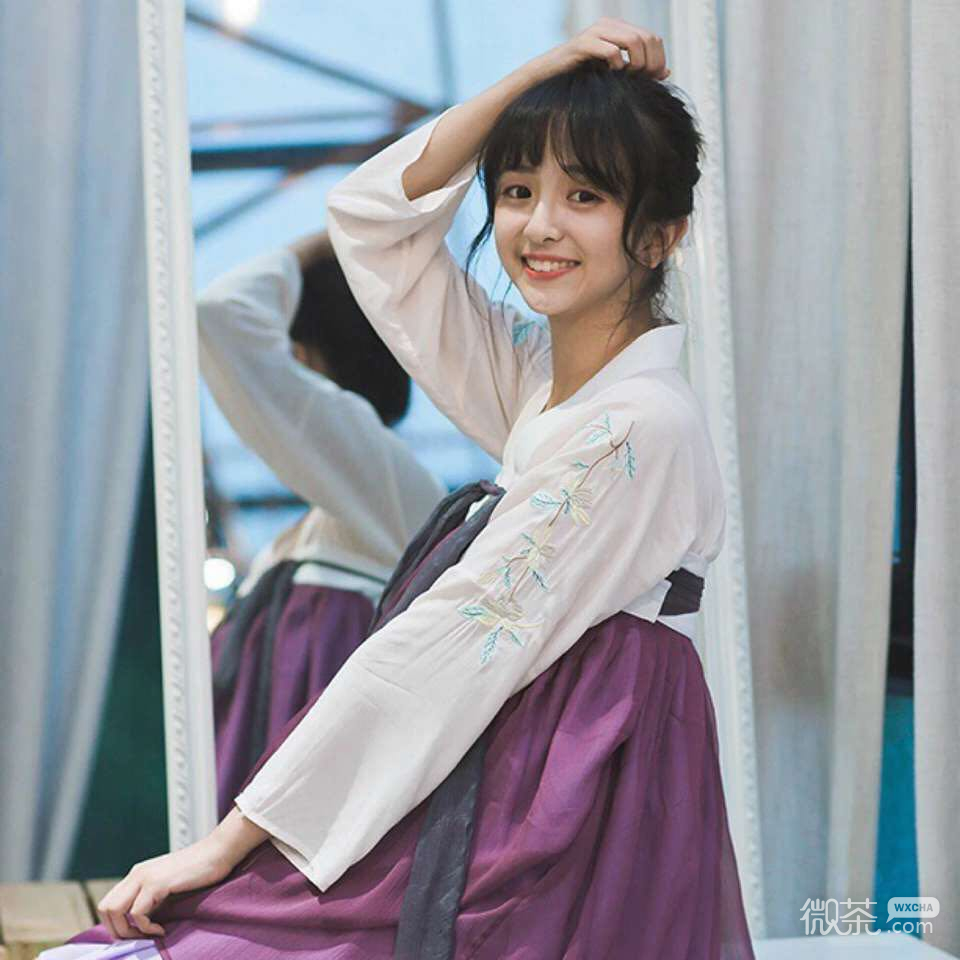 微信简洁文艺长发女头