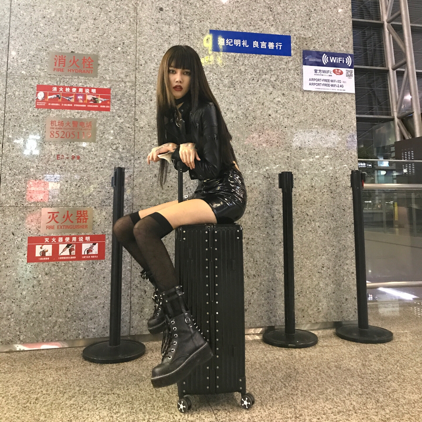 微信性感酷酷的女头