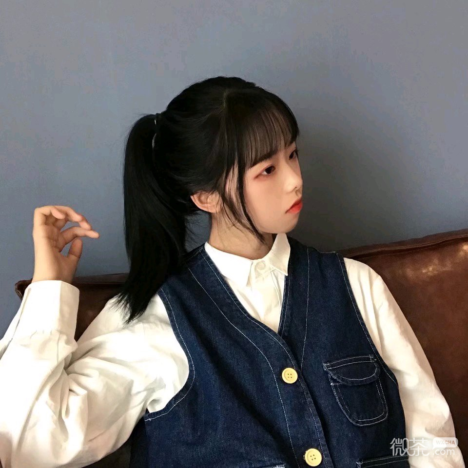 微信时尚深沉傲娇女头