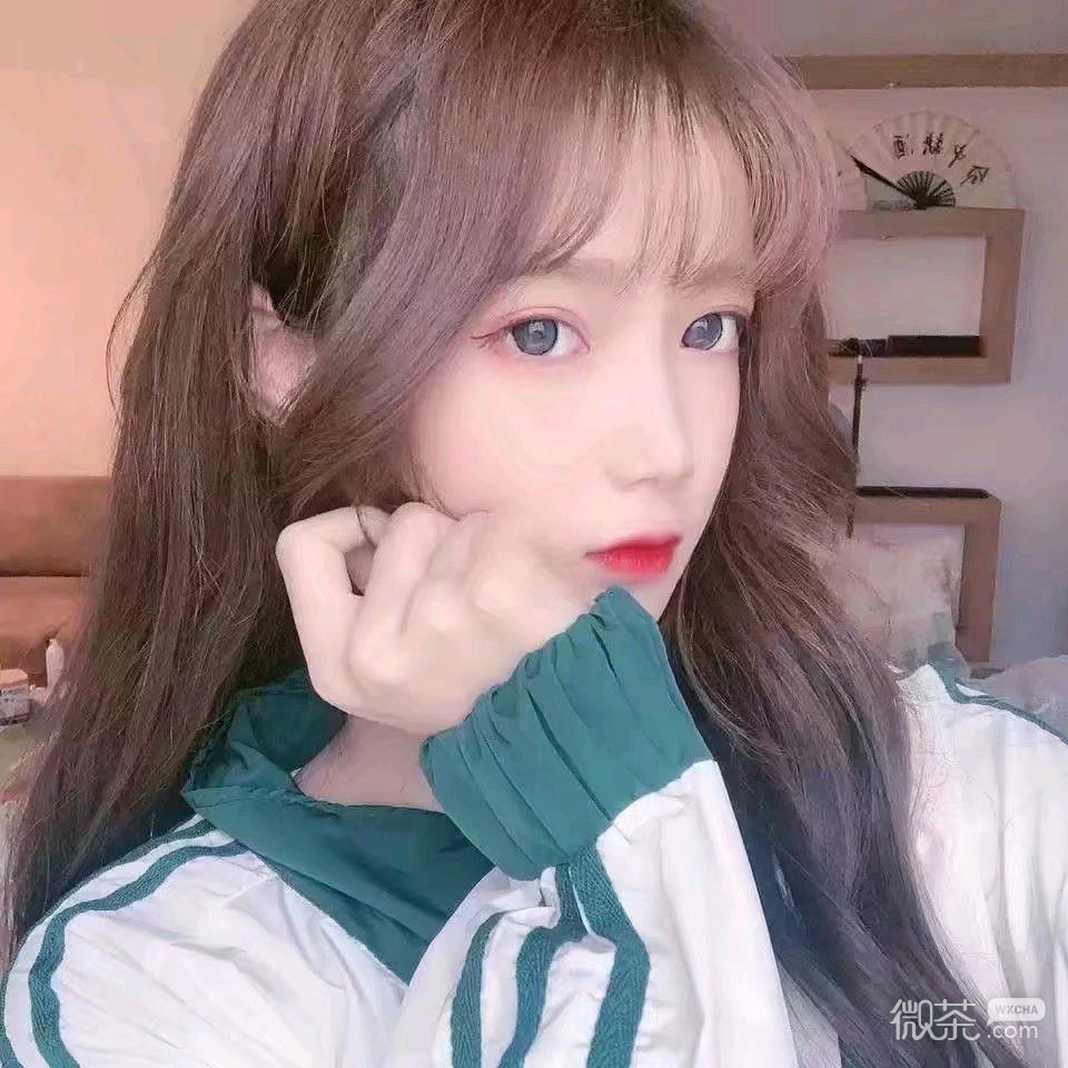 微信时尚深沉傲娇女头