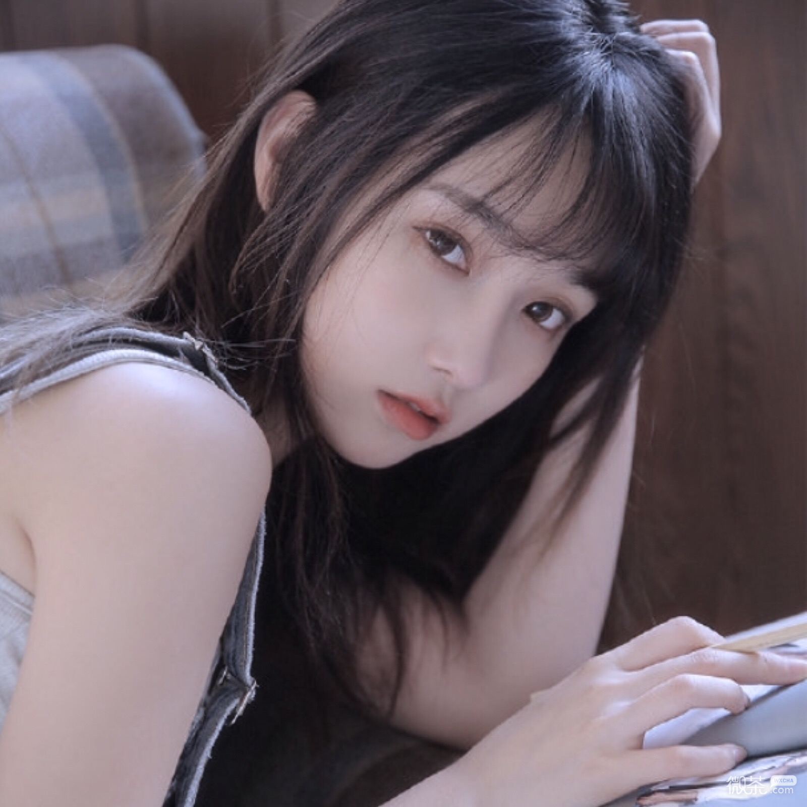 高颜值深沉寂寞微信女头