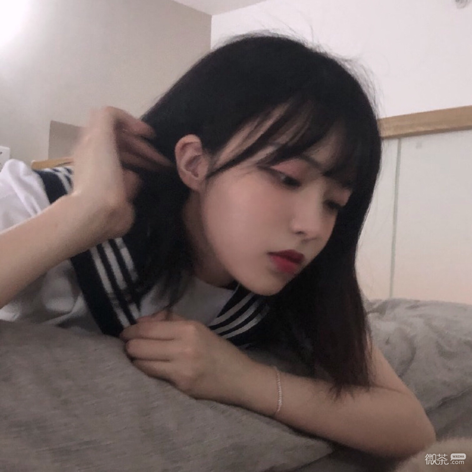 高颜值深沉寂寞微信女头