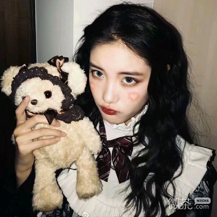 微信可爱清新阳光女头