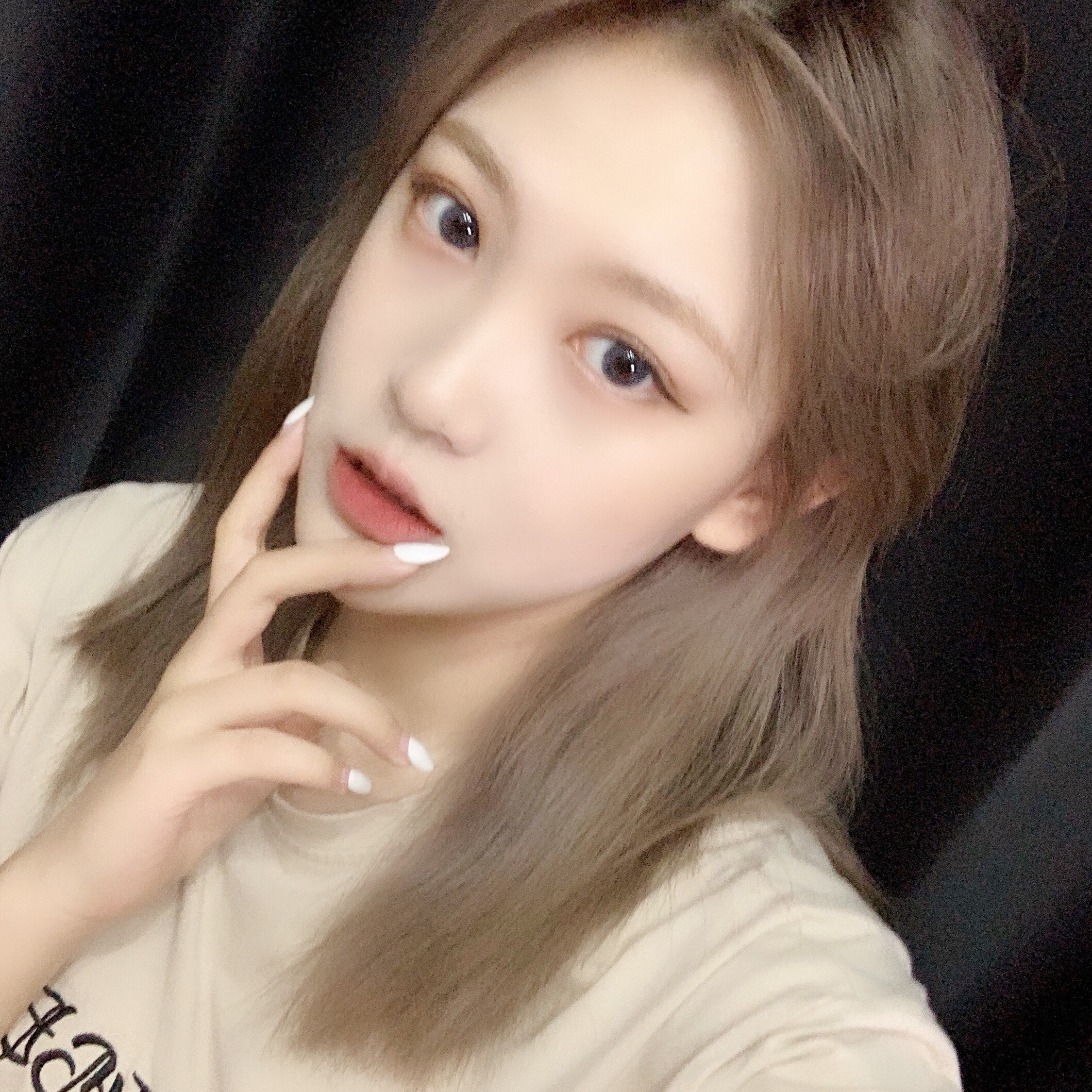 微信傲娇简洁漂亮女头