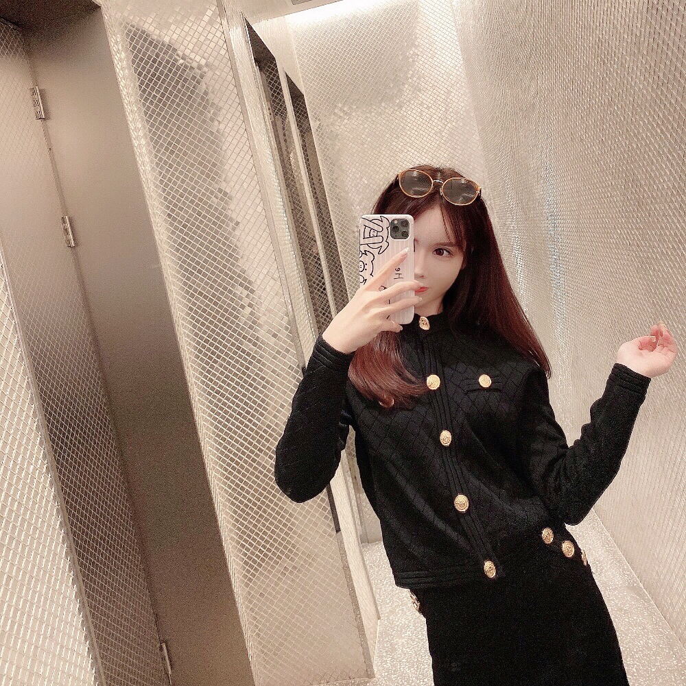 微信傲娇简洁漂亮女头