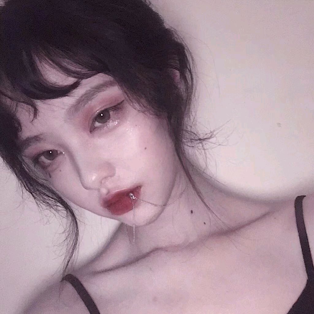 阳光文艺性感微信女头