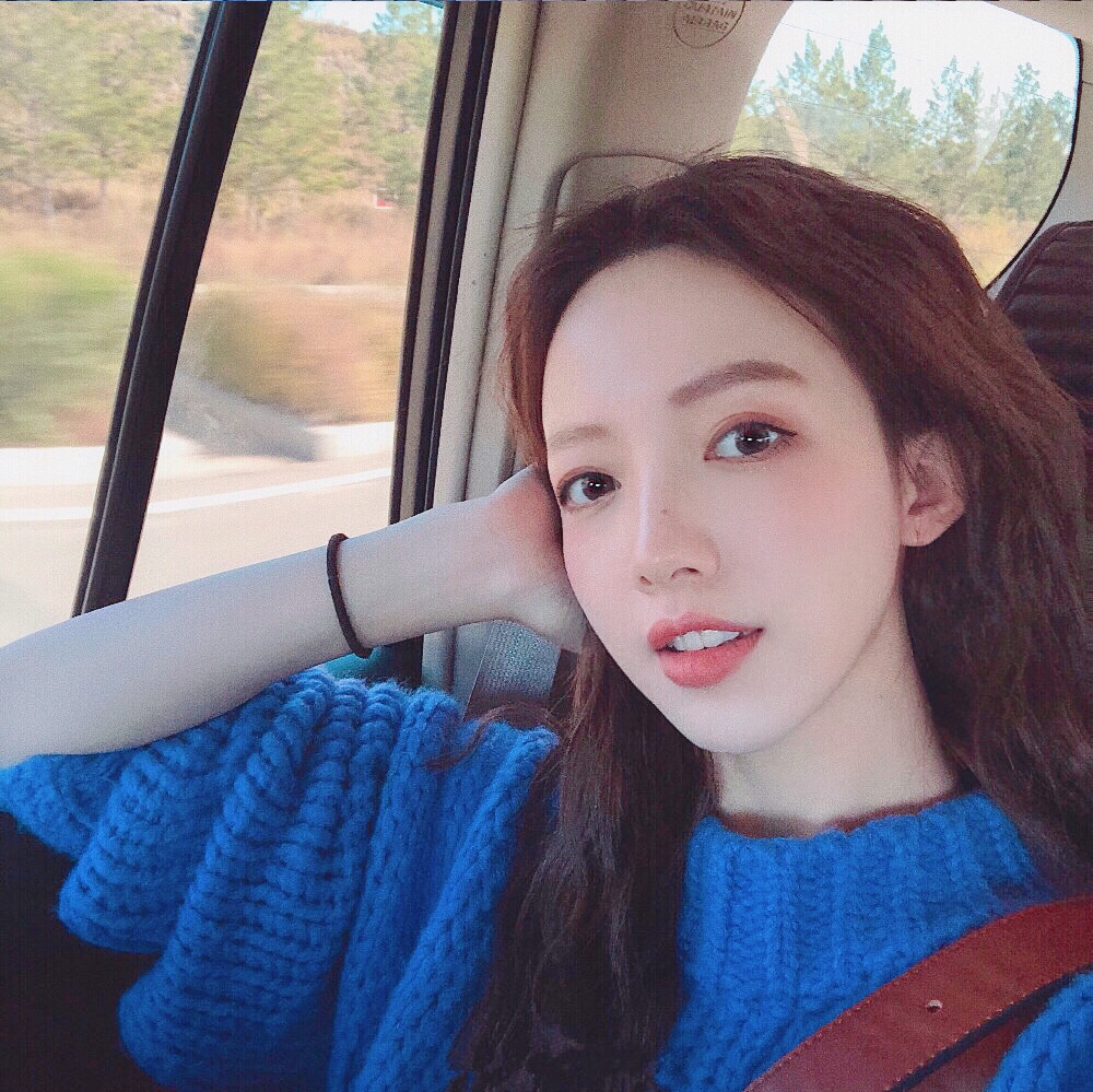 微信傲娇简洁漂亮女头