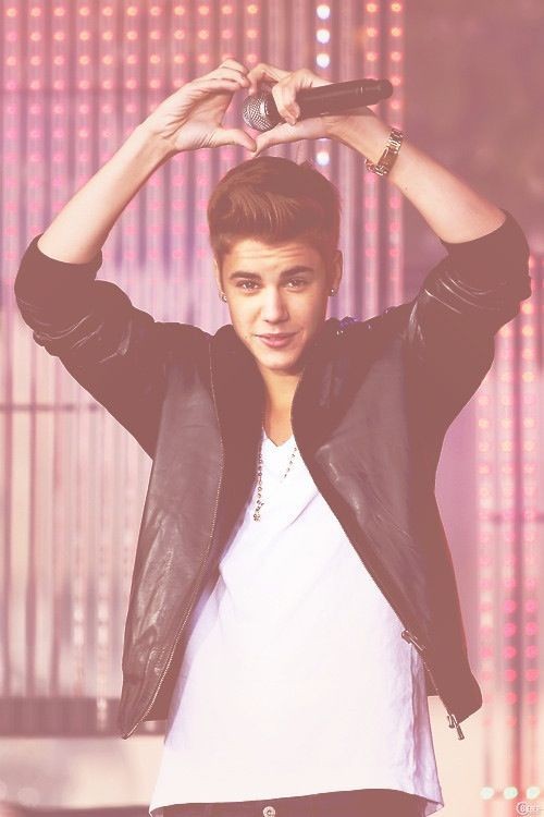 帅气男星贾斯汀比伯系列微信个性图片下载