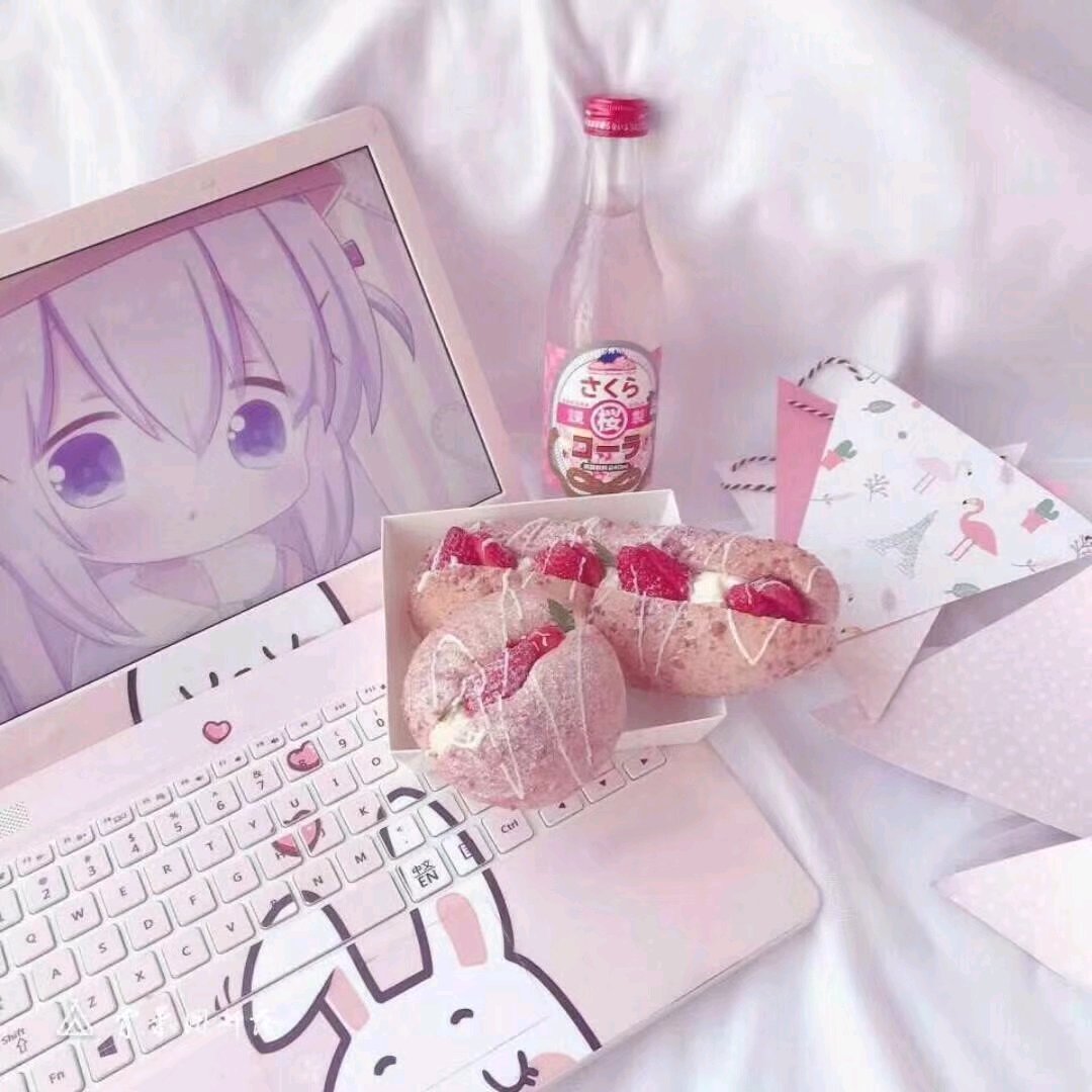 微信粉色系天空朋友圈配图