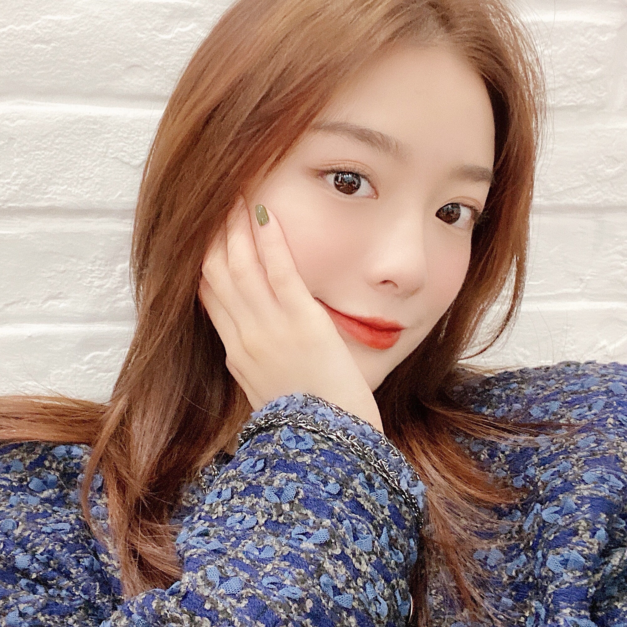 微信傲娇简洁漂亮女头