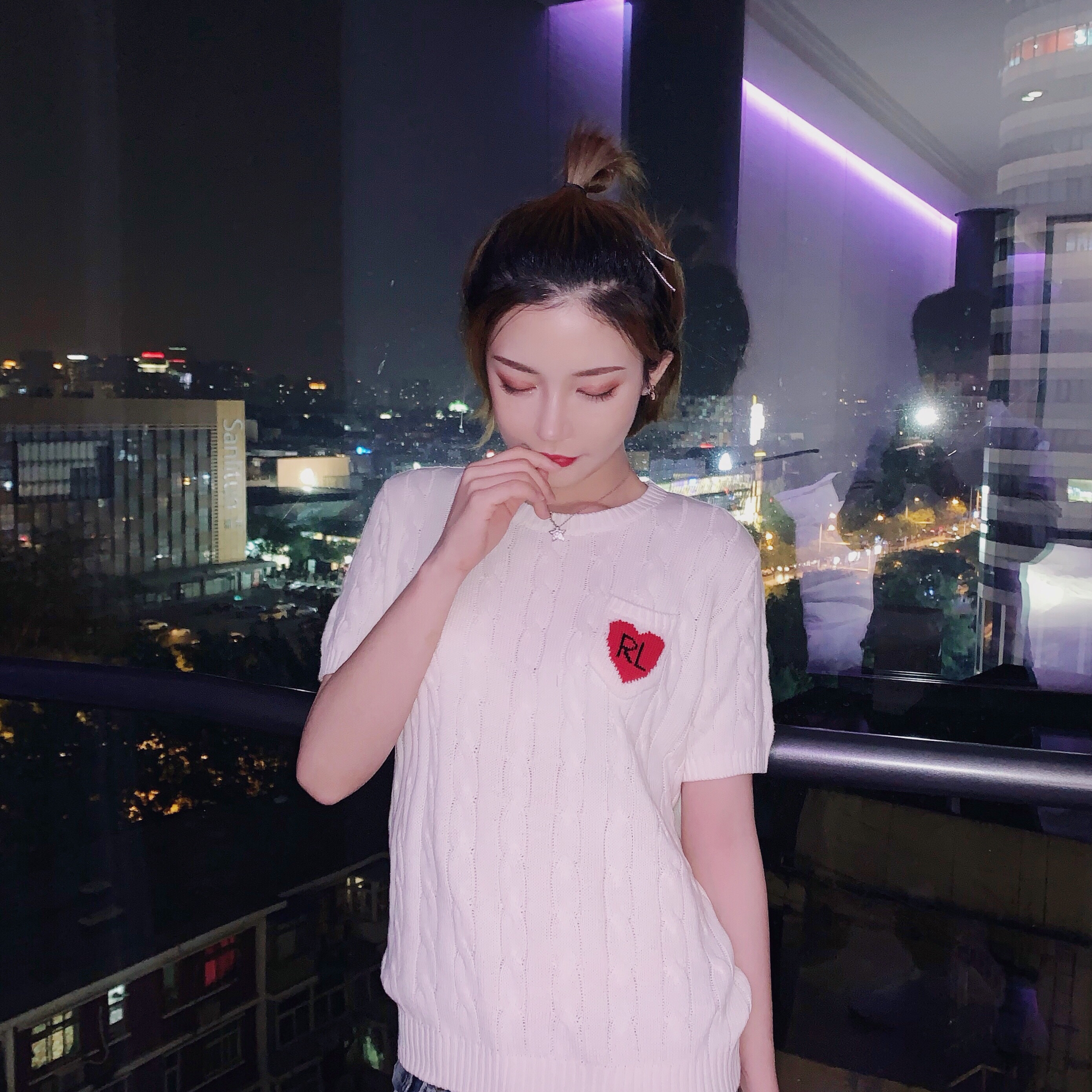 微信傲娇简洁漂亮女头