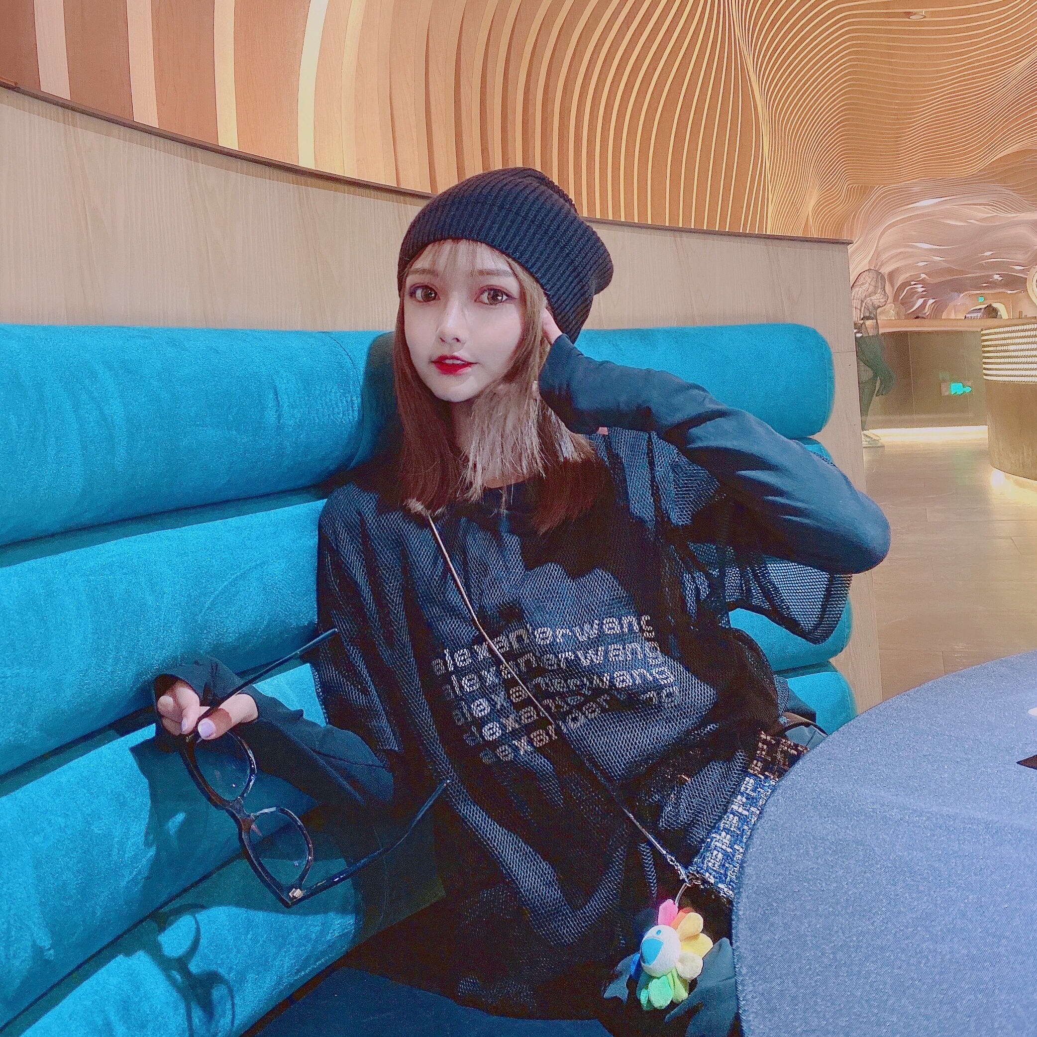 微信傲娇简洁漂亮女头