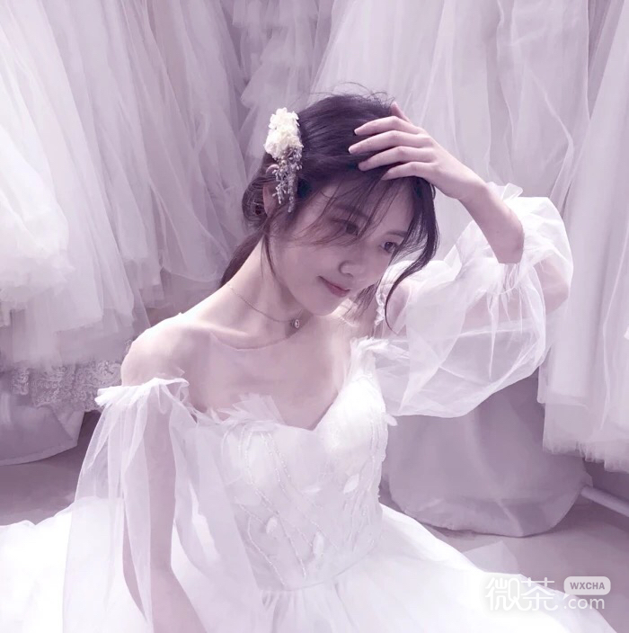 简洁佛系微信女头