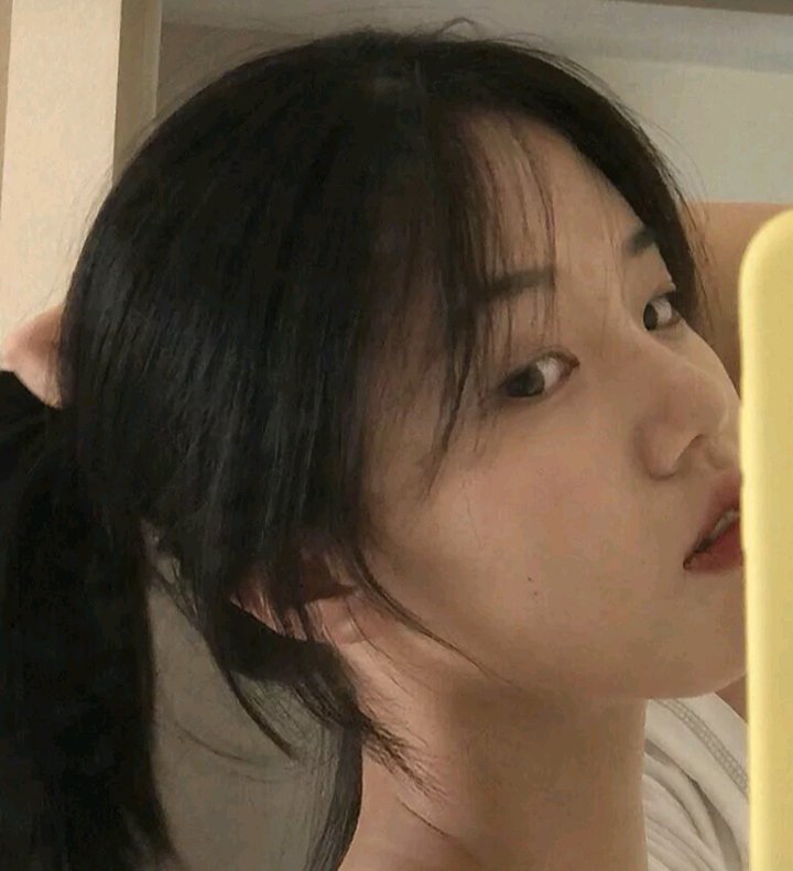 微信清新冷色调清纯女头